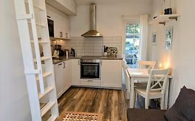 Tiny House 200 M From Kaempinge Beach